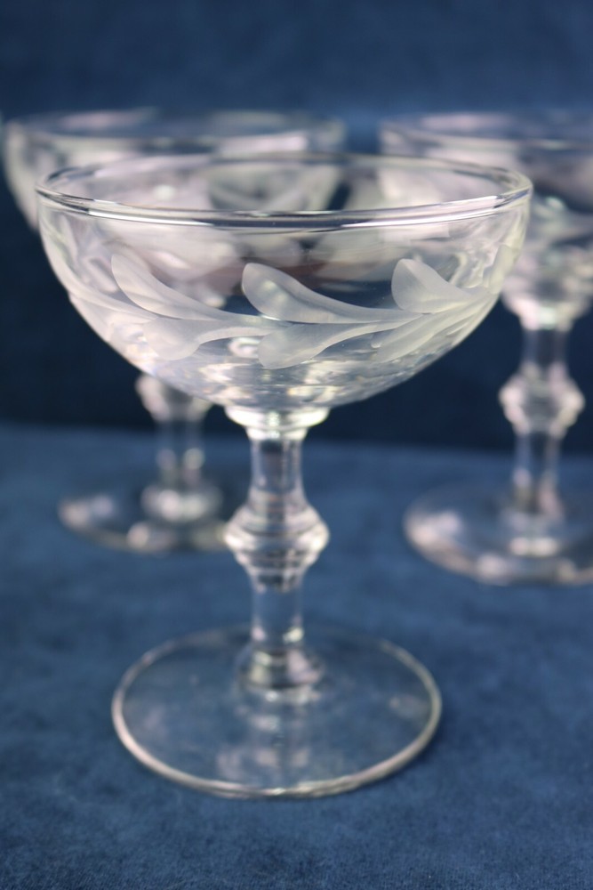 Rare Rock Sharpe GARLAND Grey Cut Leaf Wreath 7 Champagne Sherbet Glasses 4 «