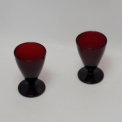 Vintage Anchor Hocking 2 Royal Ruby Red Cordial Shot Footed Wine Glasses Barware