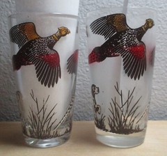 set of 2 vintage drinking glasses ducks bird dogs hunting bar juice or iced tea