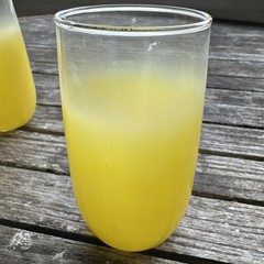 3 Blendo Yellow Frosted Tumblers 5″ West Virginia Glass W/ Gold Rim