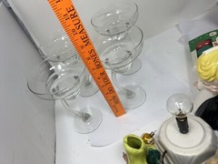 4 Libbey Glass Clear Bravura Curved Stem Martini Glasses