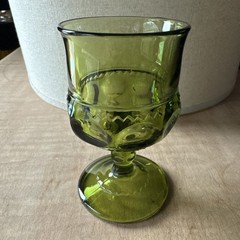 INDIANA GLASS Kings Crown Thumbprint 4 1/4″ T Cordial Glass VTG Avocado Green