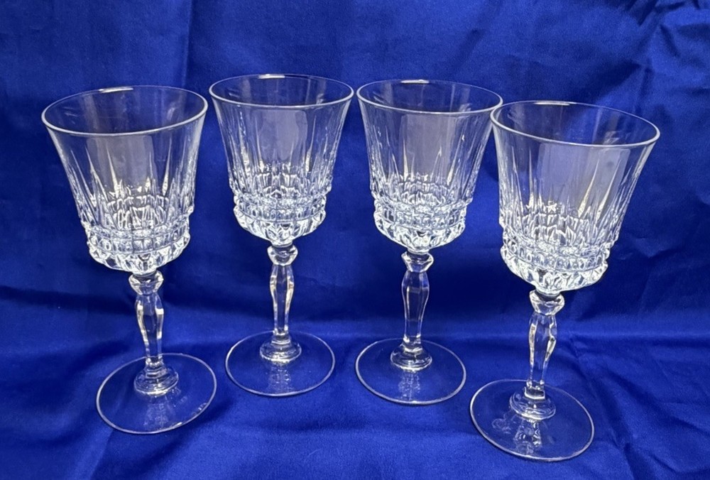 Set of 2 Vintage Crystal Villeneuve Wine Goblets Cristal D’Arques-Durand