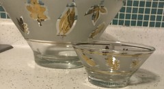 Vintage Chip and Dip MCM Frosted Glass Gold Leaves