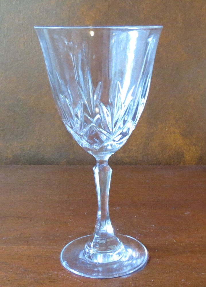 Cristal D’Adriana Countess 7 ¼” Water Goblet(s)