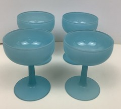 4 Vtg Opaline Frosted Blue Milk Glass Sherbet Dessert Cups/Martini Glass 4.5”