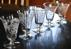 Vtg Set 5 MORGANTOWN VIRGINIA Optic Footed Tumbler Glasses Etched Urn 10 oz Exc