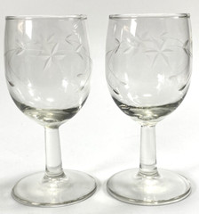 Vintage 1950’s-1960’s Starflower by Javit Set of Two 5 1/4″ Tall Glasses