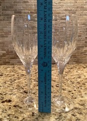 Mikasa Arctic Lights Crystal Wine Glass 8-1/4 Inch Made in Slovenia Discontinued