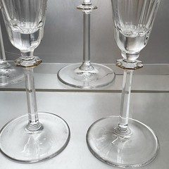 RARE/HTF Set (4) HOYA Crystal Champagne Wine Flutes Glasses w/Gold Trim/Accents