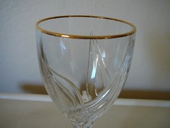 LOVELY LENOX «DEBUT» GOLD TRIM WATER WINE GLASS-8″ HEIGHT X 3.25″ TOP DIAMETER