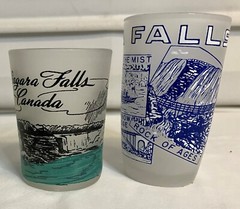 Vintage Niagara Falls Frosted Souvenir Glasses 1950’s / 1960’s EC!