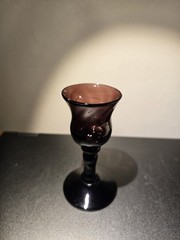 Vintage Elegant amethyst Goblet Glass Egg Glass Hand Blown Swirl Excellent Cond.