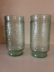 Set of 2 Libbey Chateau 6″ Pebbled Texture Glasses