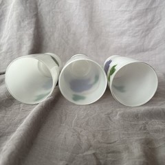 Three Bartlett Collins Gay Fad Grapes 5” White 10 Ounce Drinking Glasses
