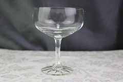 5 Tall Sherbets Champagne Glasses Plain Bowl Diamond Molded Stem Ribbed Foot