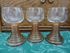 3 Roemer Beehive Wine Glasses Marigold Amber Etched Grapes Bacchus Germany