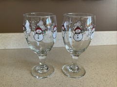 VINTAGE Snowman Glass Wine Goblet Lot of 2 7″ Libbey Winter Christmas