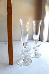 Set 2 Flutes Blown Clear Glass Raspberry Motif Cordial Aperatif Schnapps Sipping