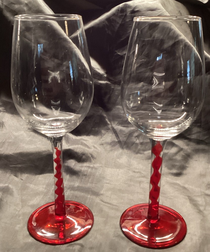 TWO(2) HUTSCHENREUTHER RUBINO RED RIBBON STEM 9 1/4”T Look Unused Mult Available