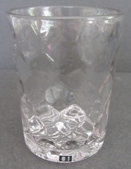 VINTAGE~CLEAR HONEYCOMB PATTERN GLASS TUMBLER w/DAISY & BUTTON BASE~3 5/8″