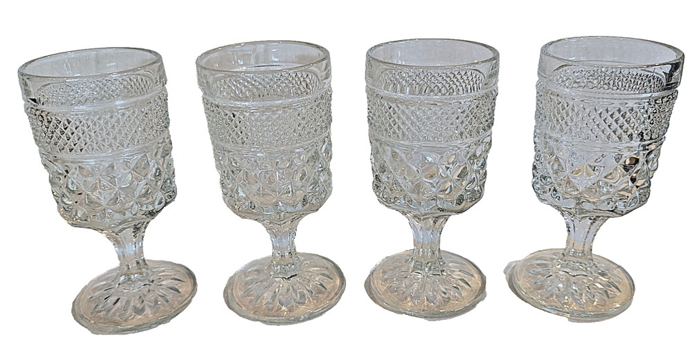 Vintage MCM Anchor-Hocking Wexford Diamond Cut 4 oz. Stemware Set of 4 EUC