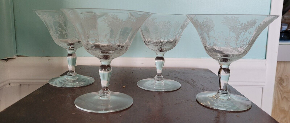 SET 4 MORGANTOWN MAYFAIR OPTIC 7668, 7711 – CRYSTAL CHAMPAGNE COCKTAIL GLASSES
