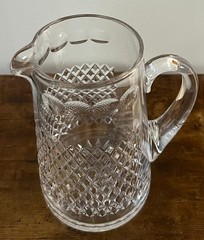 Signed Crystal STUART England HARDWICKE Pattern 40oz WATER PITCHER (7 1/4″ Tall)
