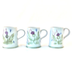 BUCHAN THISTLEWARE SET 3 TANKARDS STEINS COFFEE MUGS 4 1/8″H SCOTLAND #187