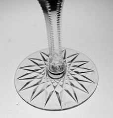 CRANBERRY TO CLEAR ABP CUT GLASS CRYSTAL WINE POSSIBLY BY STRAUS