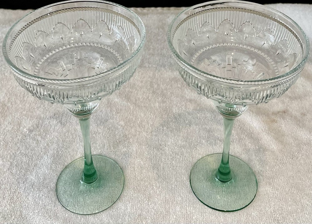 Set Of 2 Vintage Cristal d’Arques-Durand Sombrero Margarita Glasses – Green Stem
