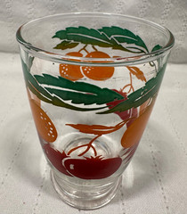 3 vtge juice glasses oranges cherry cherries holds 4 ozs. 3.75″ One streak? LOOK