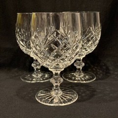 Clear Cut Crystal Wine Glasses Water Goblets Criss-Cross and Fan Cut 5 3/8″