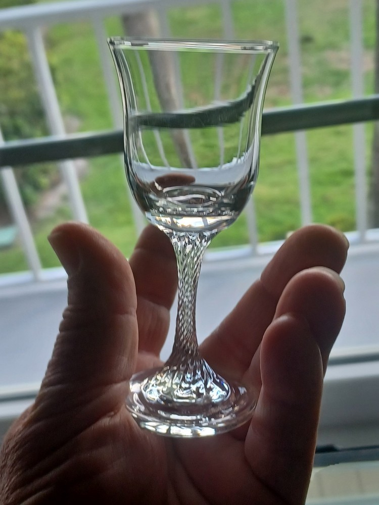 Vintage Pair Bavarian Crystal Cordial Liquor Glasses 1.75 oz Swirl Stems.