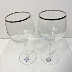 (2) Lenox Weatherly Crystal Wine Glasses with Platinum Rim 7″ Tall NICE