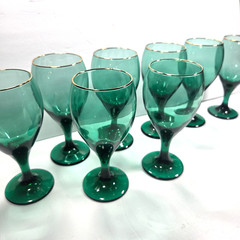Emerald Green Wine Teardrop Glasses Set of 8 Gold Rim Vintage Goblets 7 Inch