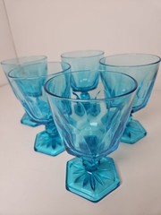 Hazel Atlas Capri Colonial Blue Hexagon Glasses. 4 Great Shape, Chip Base 1.