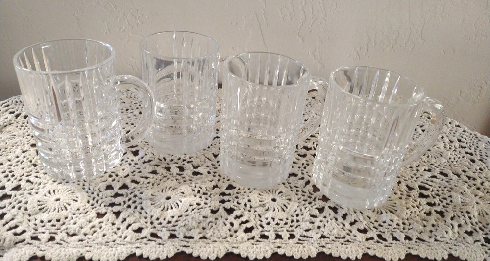 Set of 4 Beautiful Heavy TIFFANY & CO Crystal Plaid Beer Mugs Barware EUC