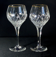 STUART CRYSTAL WOBURN GOLD WINE GLASSES, Cut Crystal, 8″, 12 oz, ENGLAND, 2PCS