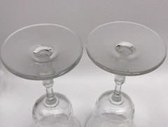 2 LIBBEY ROCK SHARPE DARTELLE 6″ WINE GLASSES Flowers Dots Lines (17-779A)