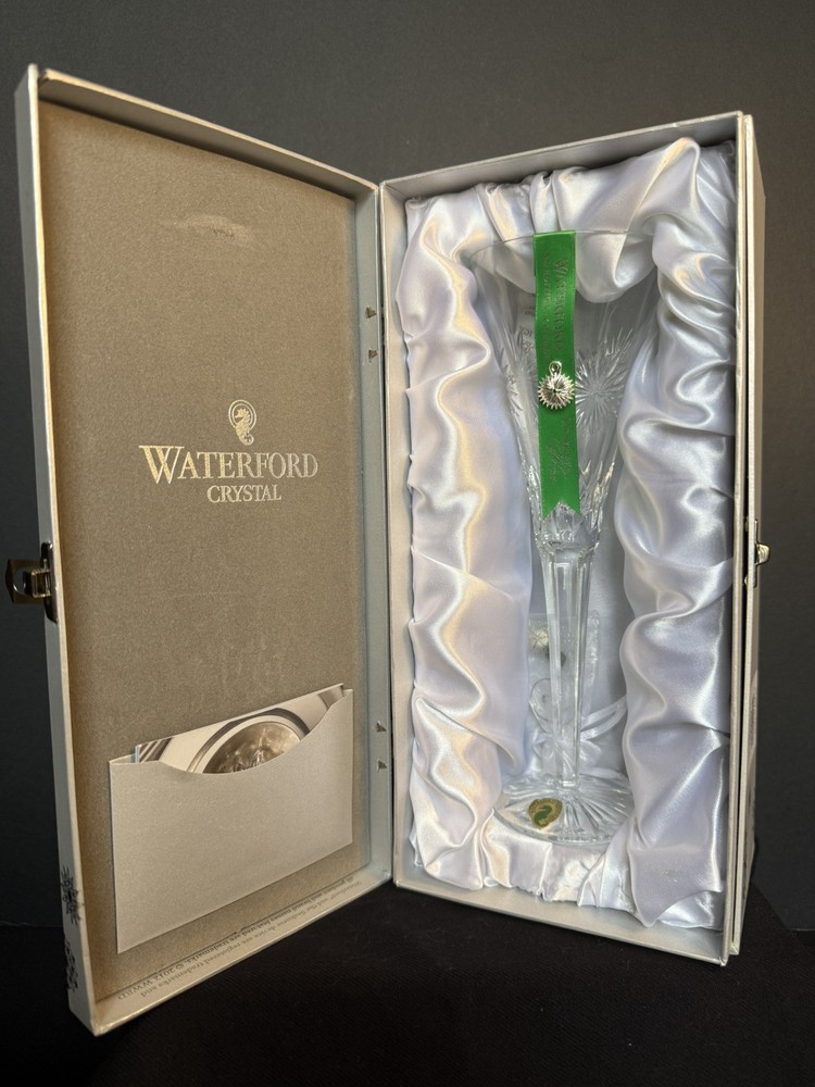 WATERFORD CRYSTAL SNOWFLAKE WISHES COURAGE FLUTED GLASS 2012 Free Shipping