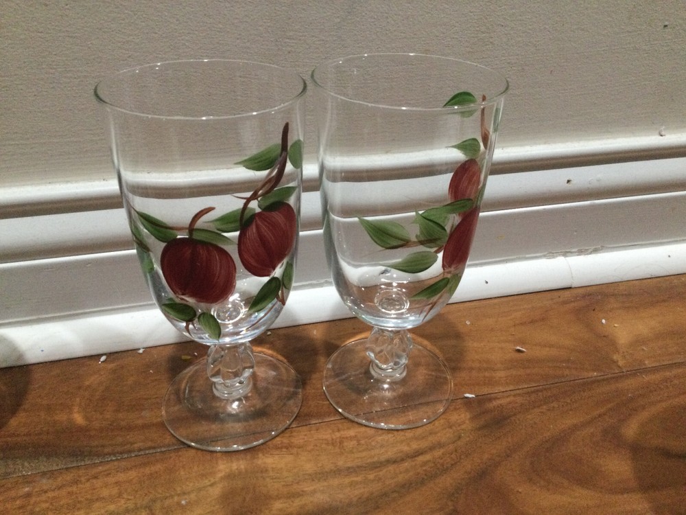 2 Vintage Libbey Franciscan apple ?Glass ice tea goblets split bulb stem Apple