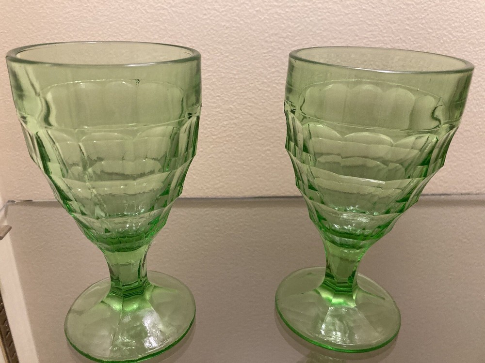 HAZEL ATLAS COLONIAL BLOCK GREEN WATER GOBLETS 5 3/4″ (2)