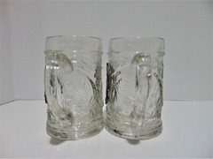 2 Fort Mugs Steins With Pewter Medallions Golf Themed Embossed Harvest Glass (P)