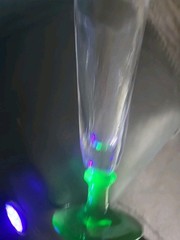 1 Glow GREEN Base Uranium Handblown 8.5″ X 3″ Pilsner Crackle Glass. NO chips