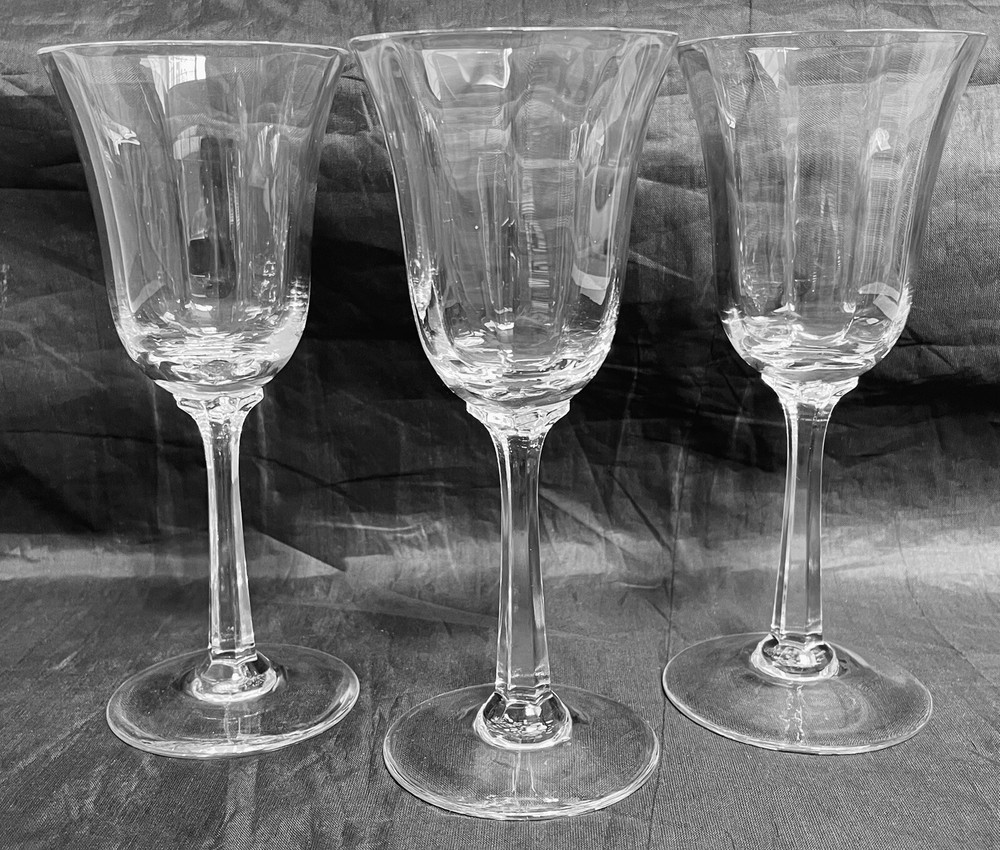 Set of THREE Lenox Crystal ALLURE 6 3/4″ Optic Wine Goblets EXCELLENT
