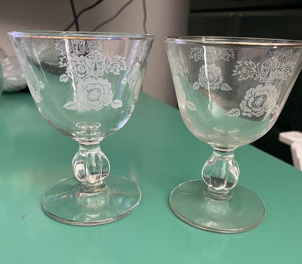 2 Vintage Libbey Glass Wine Glasses Etched Frosted Roses 4 Inch