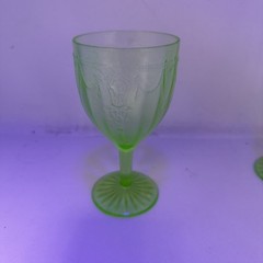 Anchor Hocking Cameo Ballerina Uranium Glass 5 7/8″ Water Goblet