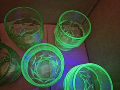 VTG Anchor Hocking Uranium Glass Georgian Honeycomb Tumblers Green 4oz Set of 7