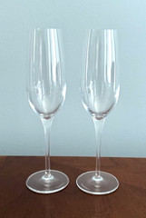 TIFFANY & CO. Set of 2 Crystal FLUTED CHAMPAGNE GLASSES 9 1/2″ Tall Classic Home